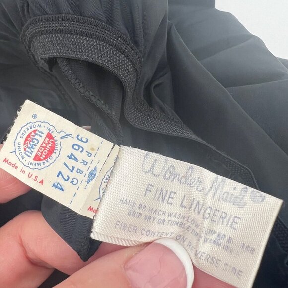 Vintage Long Slip with Back Slit Black Nylon Dacron Polyester Wonder Maid‎ 70s - Picture 5 of 6